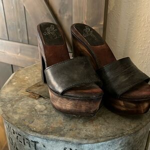 Platform pump